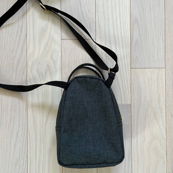 Herschel Nova Crossbody - Black Crosshatch - Picture 9 of 11